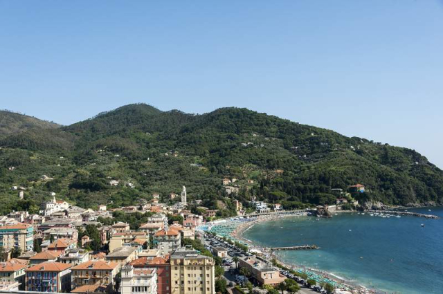 Desa kecil Levanto - Levanto | Secret World Trip Planner