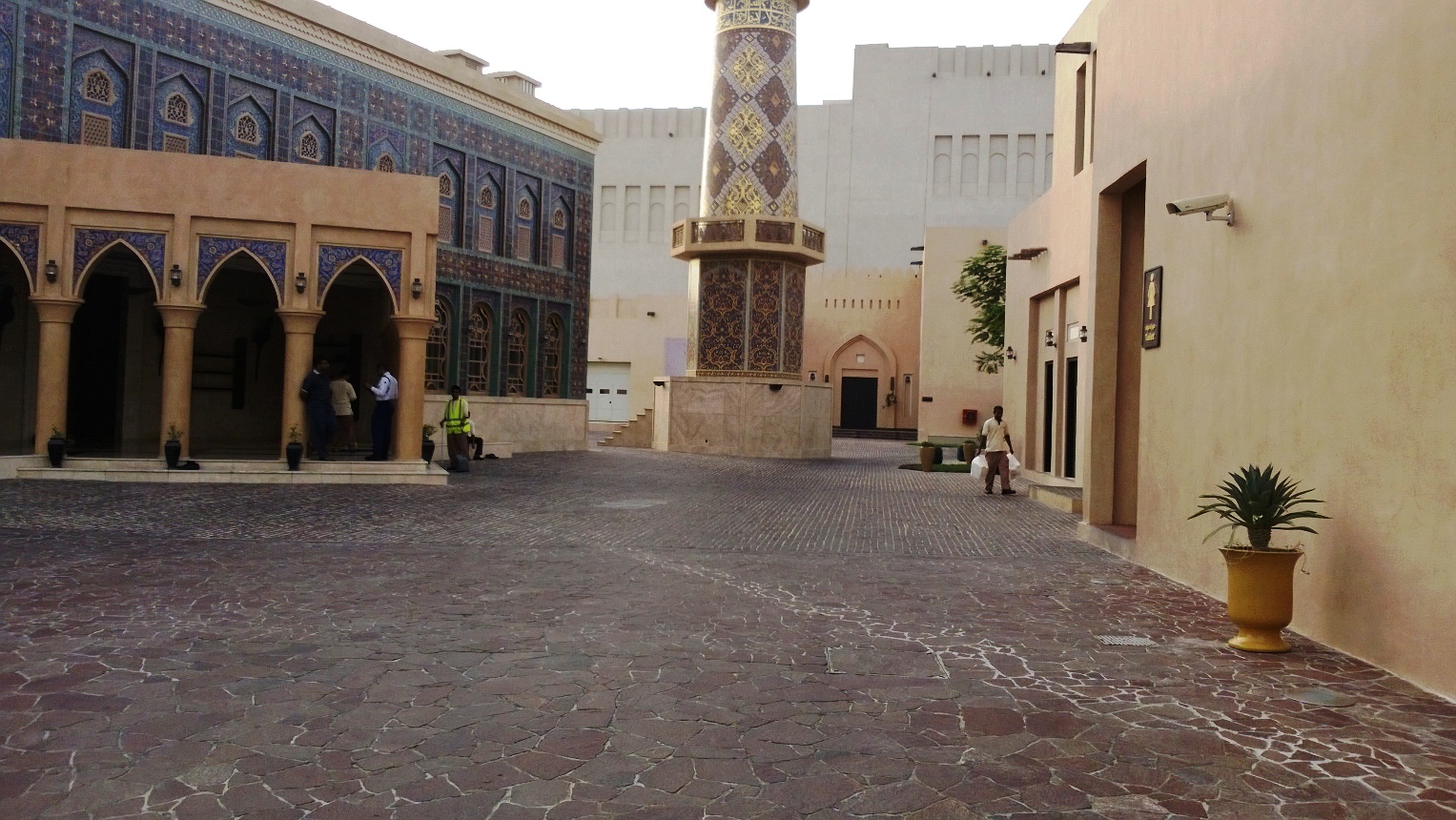 Katara-Moschee, auch als Blaue Moschee von Katara bezeichnet - Doha | Secret World Trip Planner
