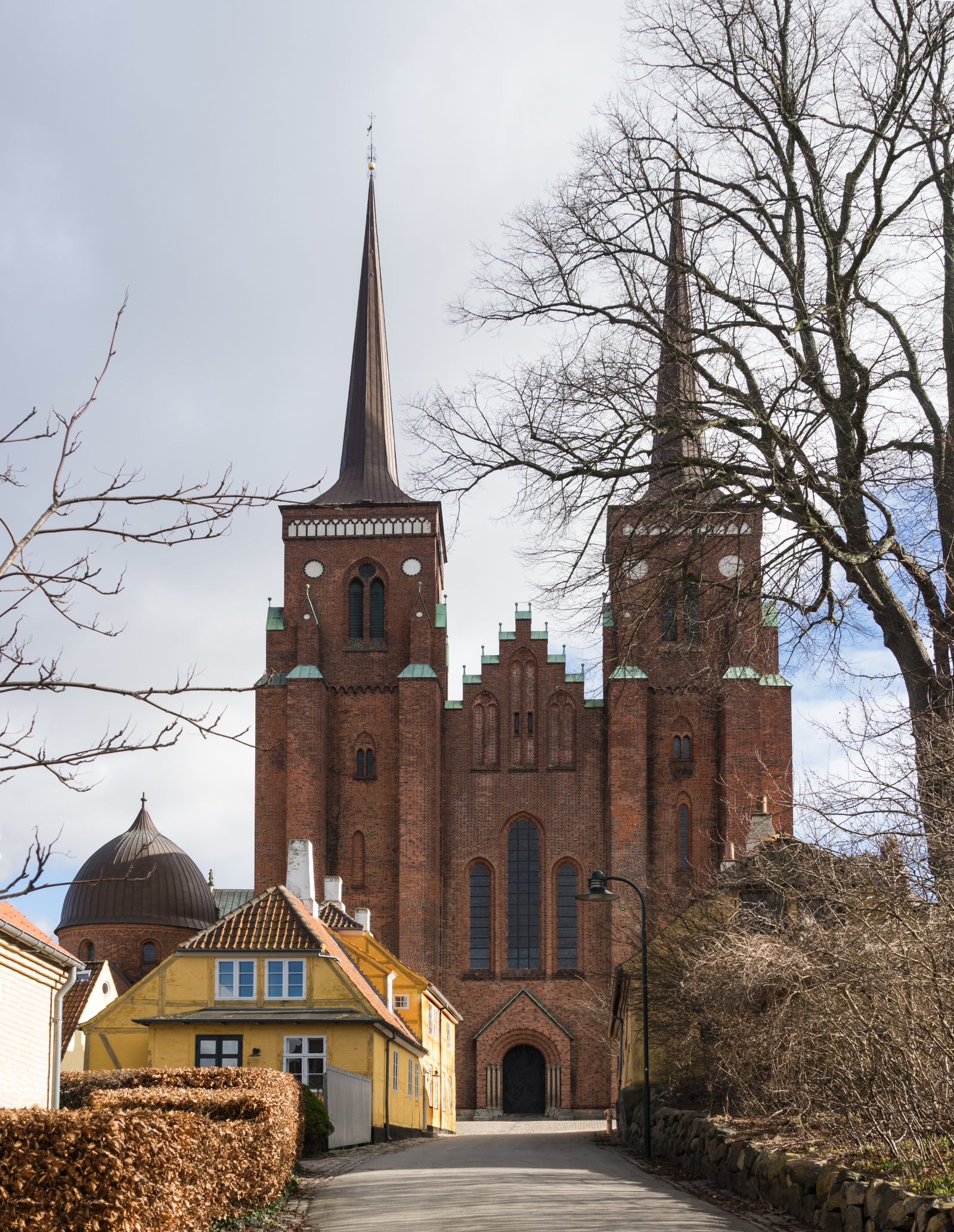 Die Kathedrale von Roskilde ist eine einzigartige gotische Kirche - Roskilde | Secret World Trip Planner