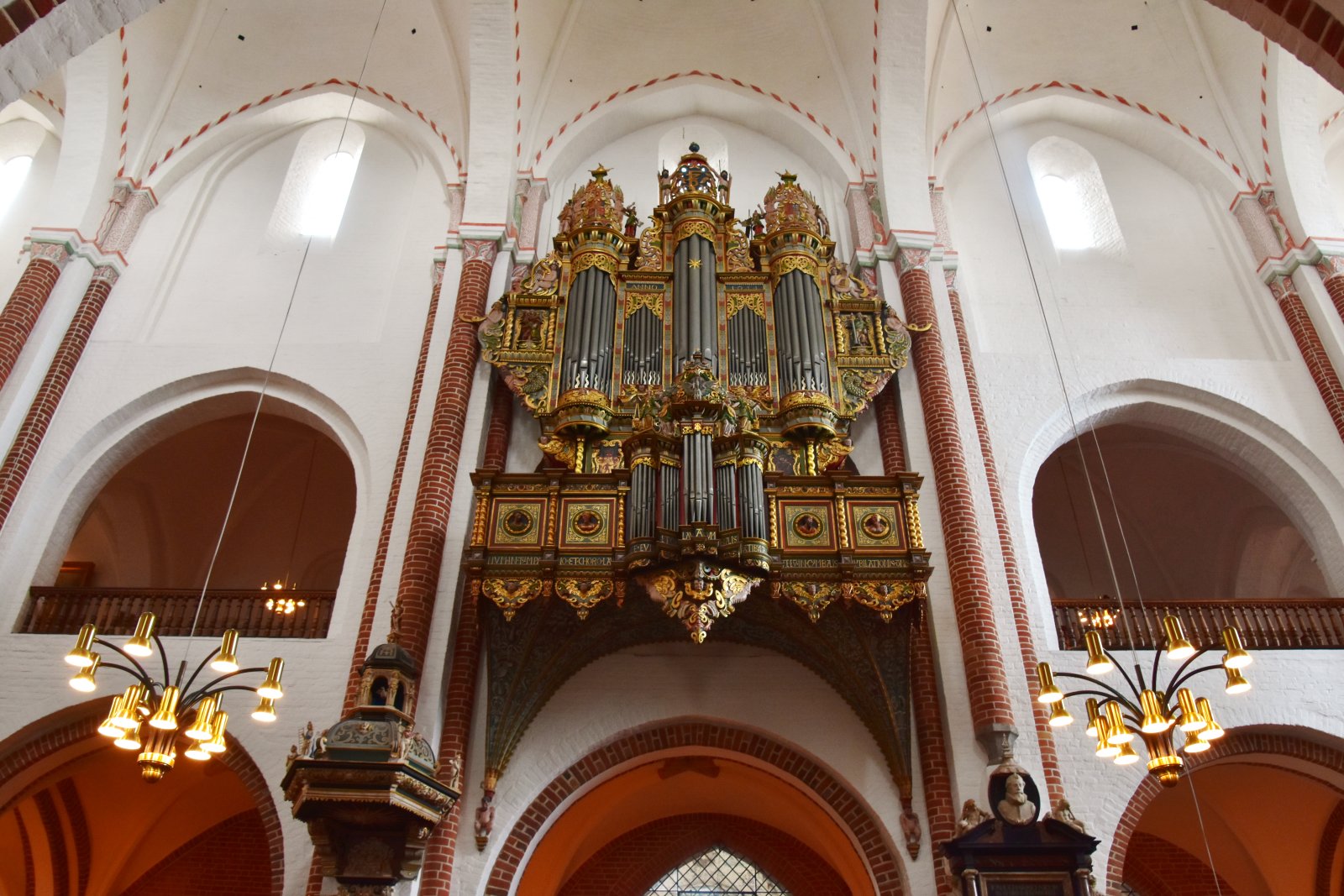 Die Kathedrale von Roskilde ist eine einzigartige gotische Kirche - Roskilde | Secret World Trip Planner