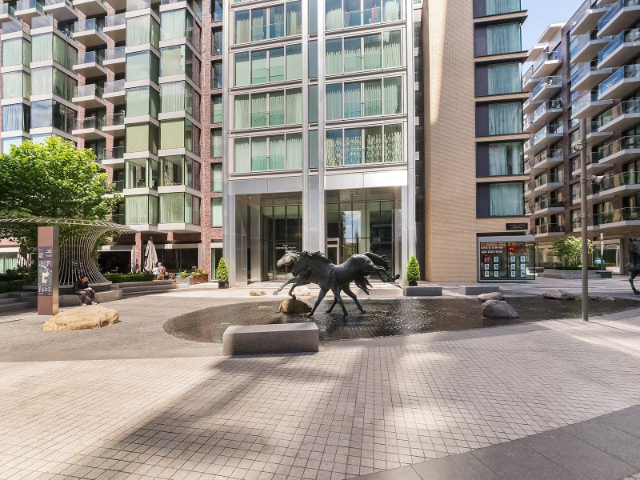 Goodman's Fields Horses. - 54 Leman St | Secret World Trip Planner