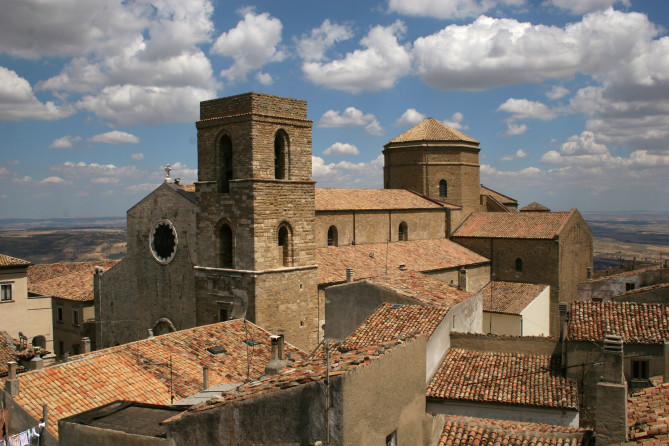 Catedral de Santa Maria Assunta i bisbe de Sant Cani - Acerenza | Secret World Trip Planner