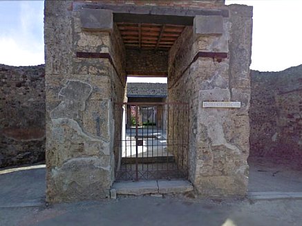 Caecilius Jucundus Evi - Vicolo di Cocilio Giocondo | Secret World Trip Planner