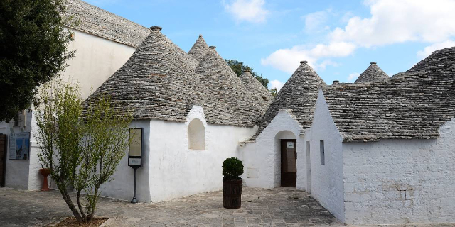 പെസോള വീട് - Alberobello | Secret World Trip Planner