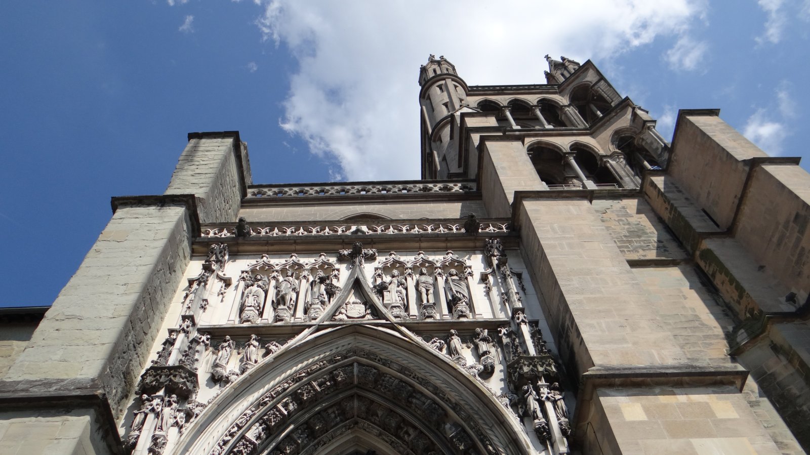 The majestic Notre-Dame Cathedral in Lausanne - Lausanne | Secret World Trip Planner