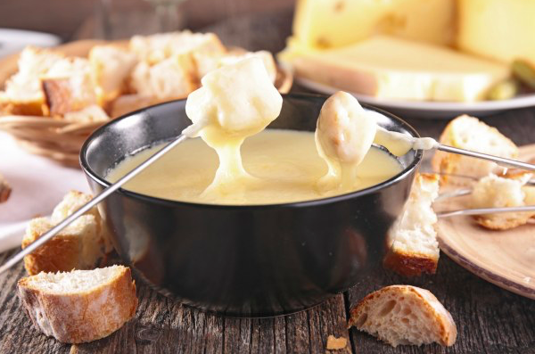 Switzerland: Fondue: the best in Lausanne - Losanna | Secret World Trip Planner