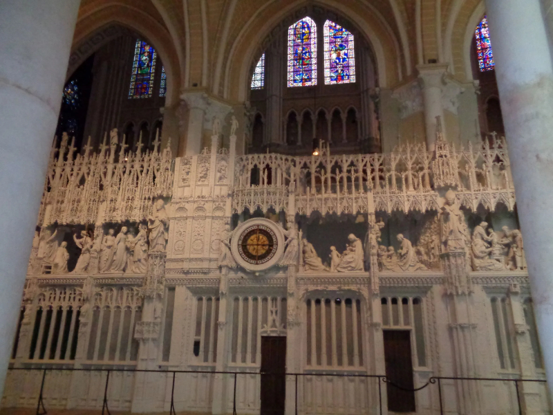 Sternzeichen der Kathedrale von Chartres - Chartres | Secret World Trip Planner
