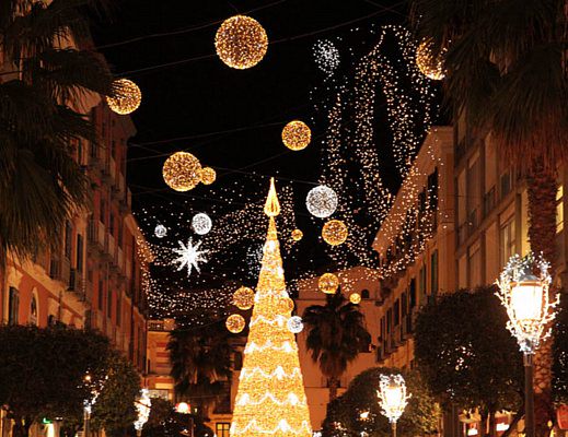 Umjetnička svjetla - Salerno SA | Secret World Trip Planner