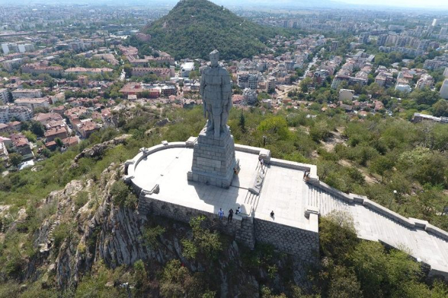 Aljoscha-Denkmal - Plovdiv | Secret World Trip Planner