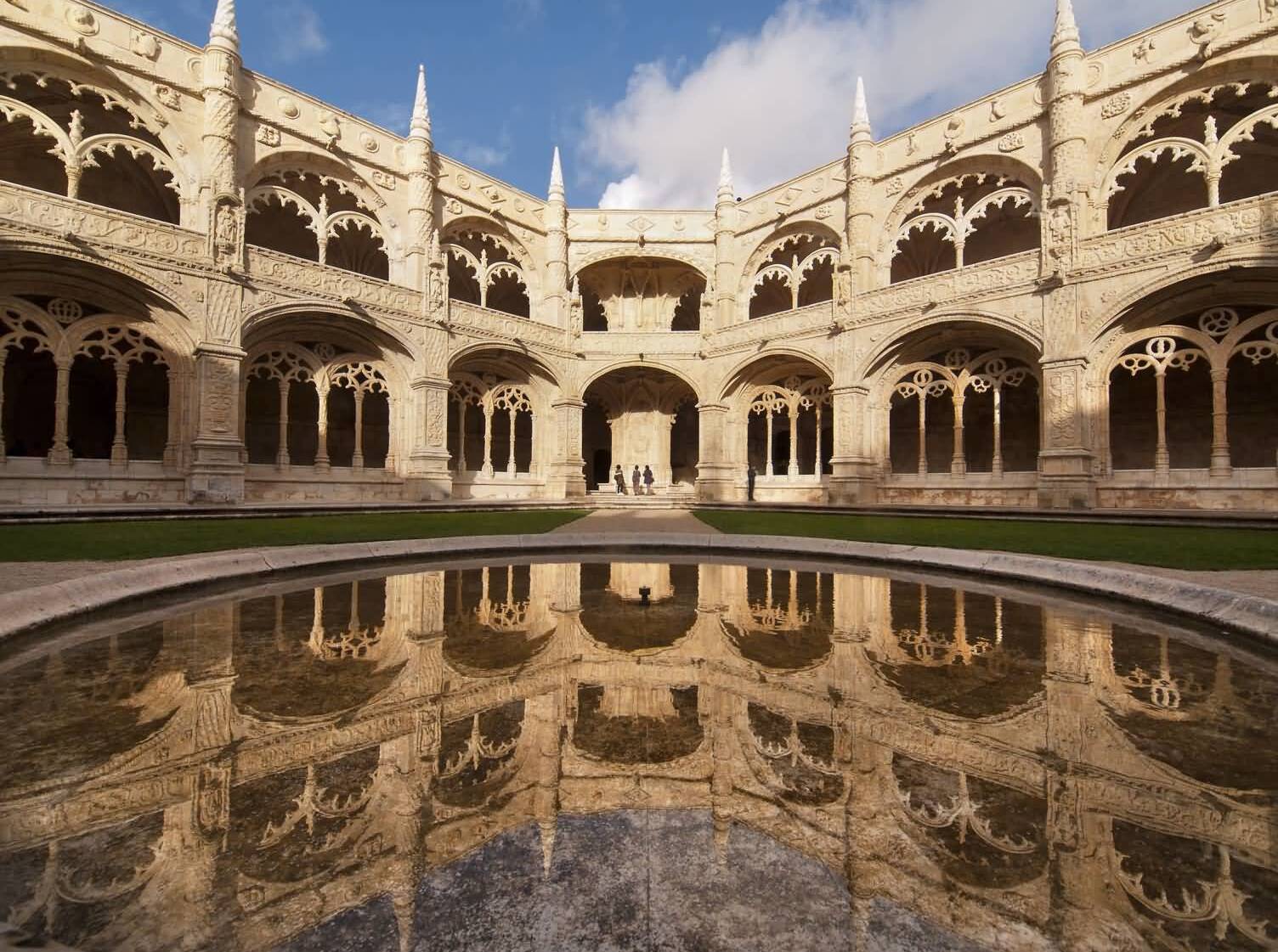 Das Jeronimos-Kloster in Belem, Portugal — Lisboa
