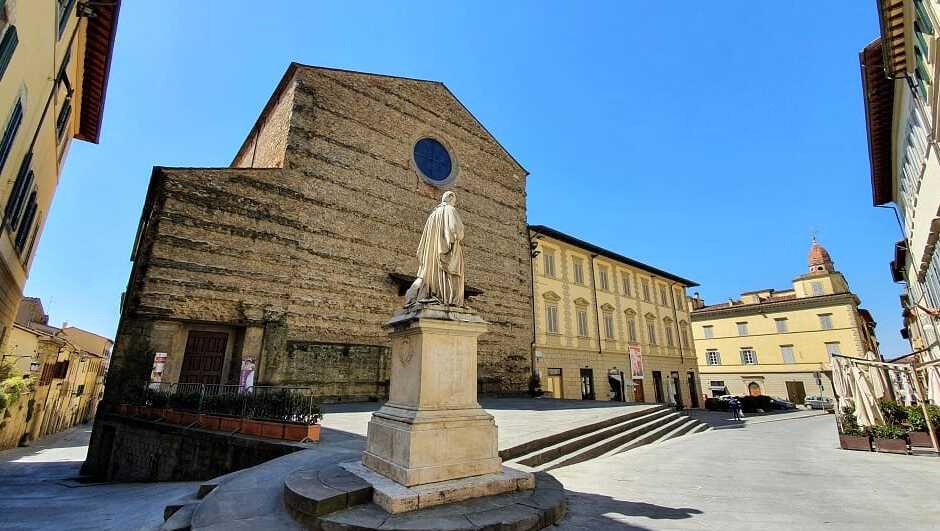 பியாசா சான் பிரான்செஸ்கோ உள்ள அரேச்சோ - Arezzo | Secret World Trip Planner