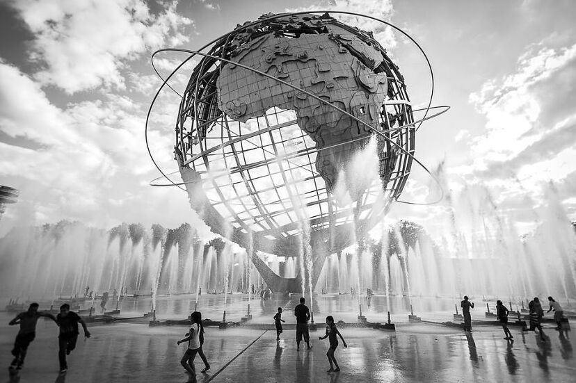 Der Unisphere-Brunnen im Flushing Meadows Corona Park — Queens