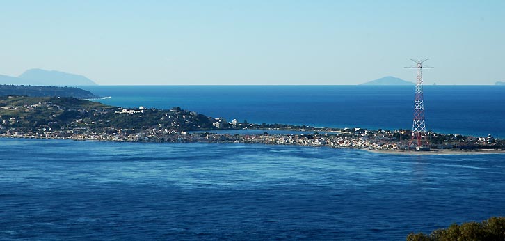 Peloro rags - Capo Peloro | Secret World Trip Planner