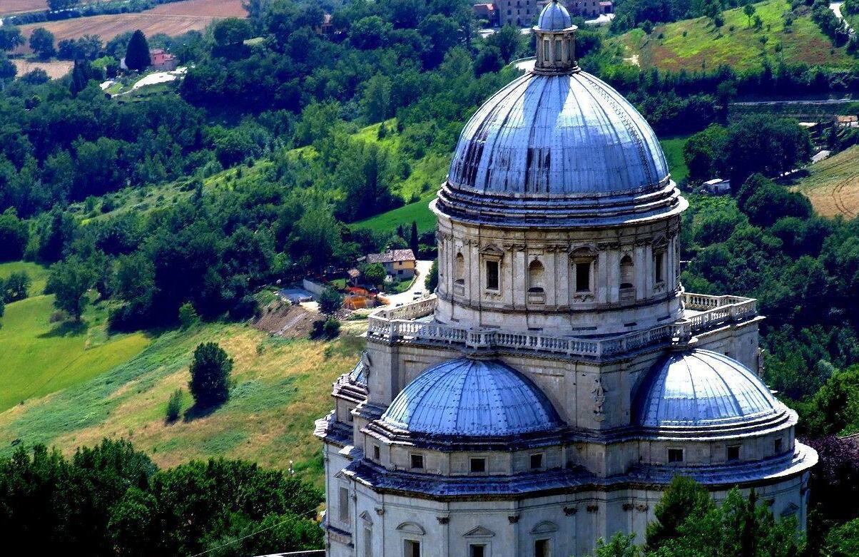 Өнөөдөр : Гэгээн Мариагийн сүм - Todi | Secret World Trip Planner
