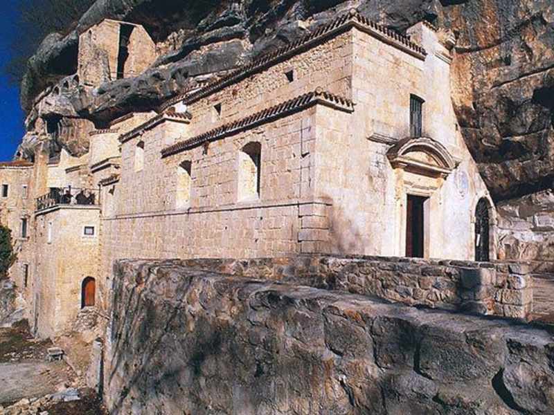 Poustevna Santo Spirito a Majella - Roccamorice | Secret World Trip Planner