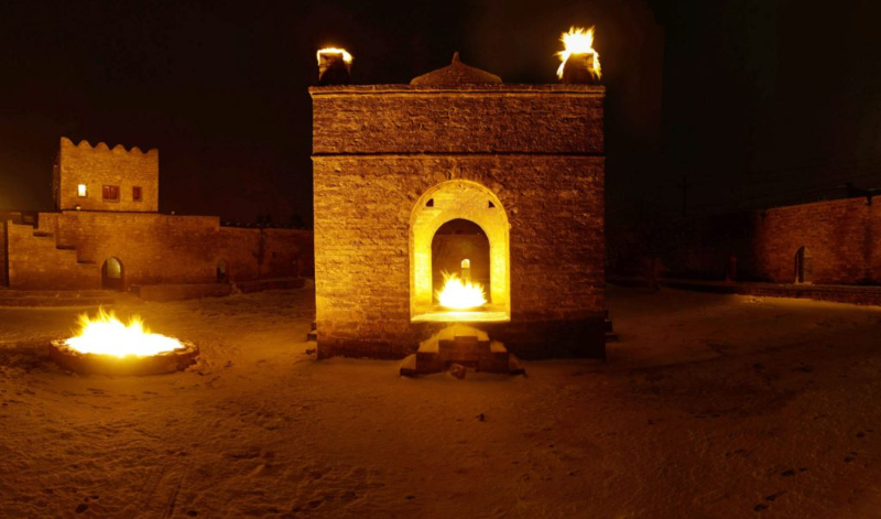 Ateshgah, il tempio del fuoco di Baku - Tazeh Kand-e-Nosrat Abad | Secret World Trip Planner