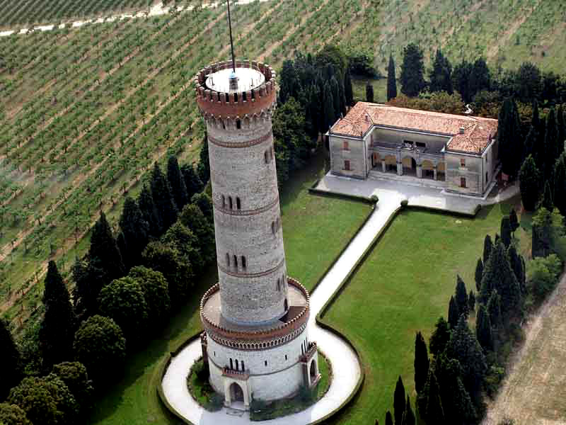 TURM VON SAN MARTIN - Desenzano del Garda | Secret World Trip Planner