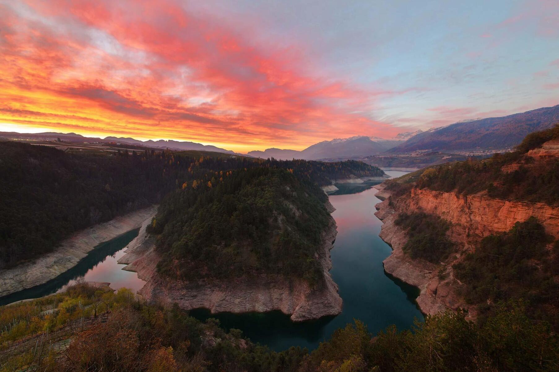 Lake of Santa Giustina - Lago di Santa Giustina | Secret World Trip Planner