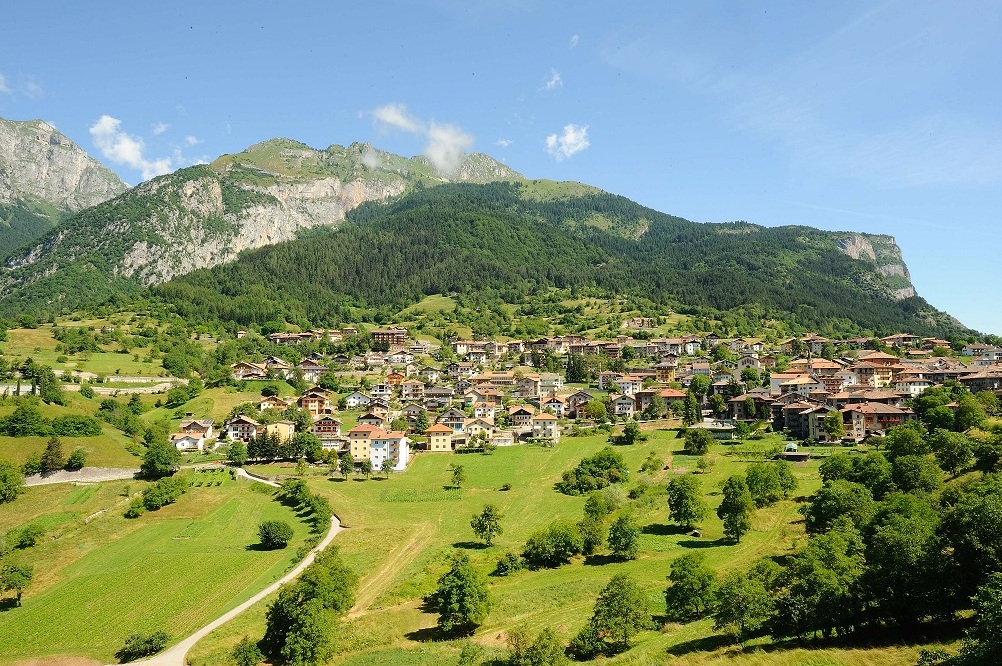 San Lorenzo in Banale:one of the most beautiful villages in Italy - 38078 San Lorenzo in banale TN | Secret World Trip Planner