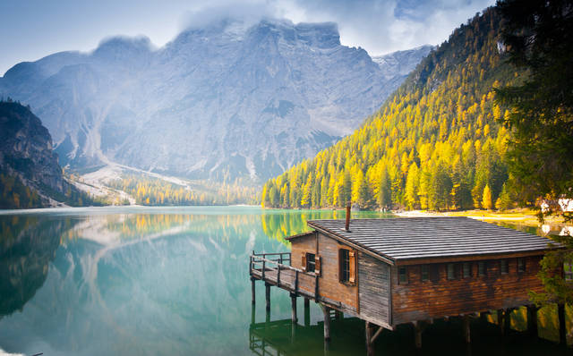 Lake Braies — Lago di Braies