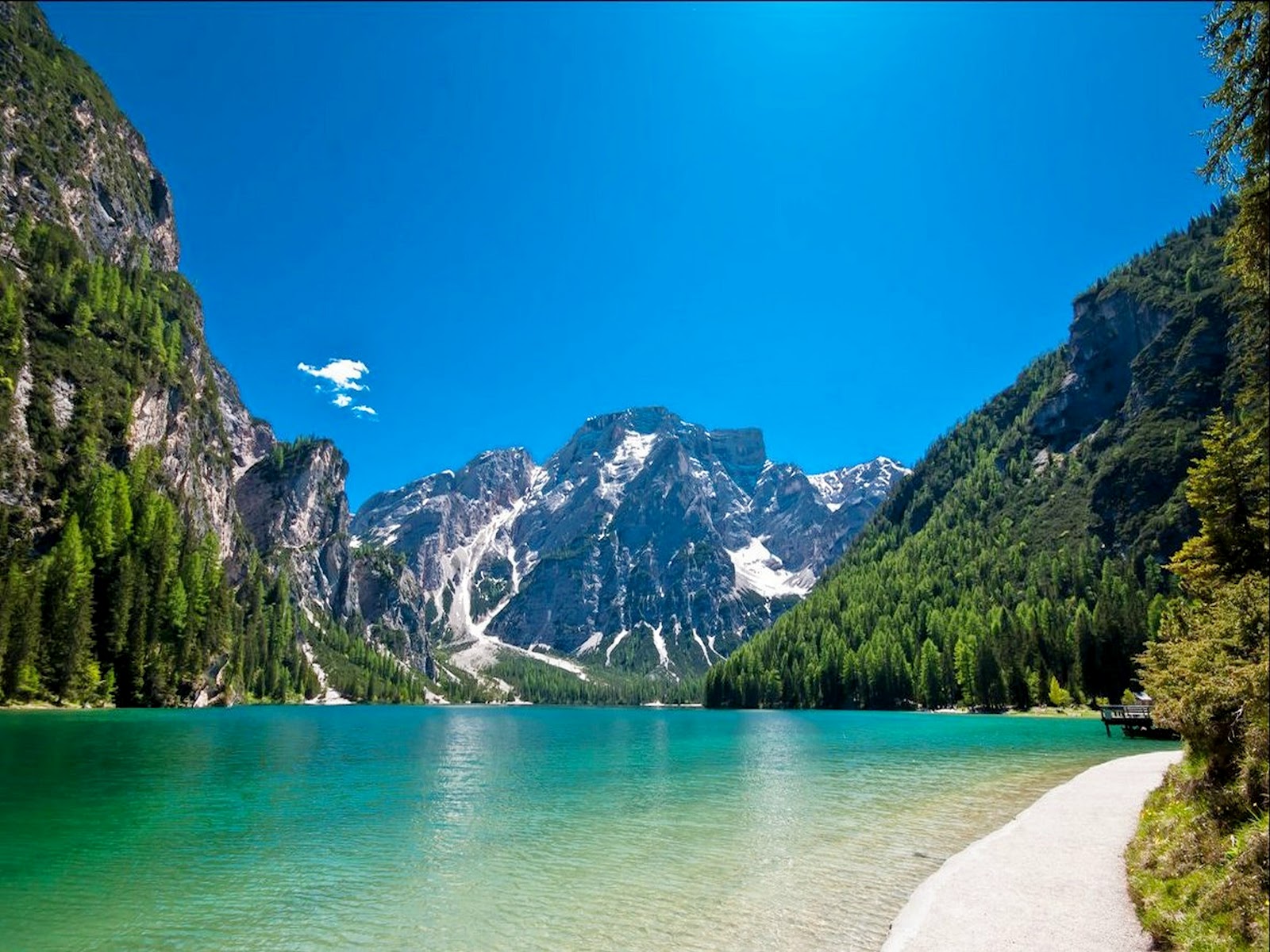 Lake Braies - Lago di Braies | Secret World Trip Planner