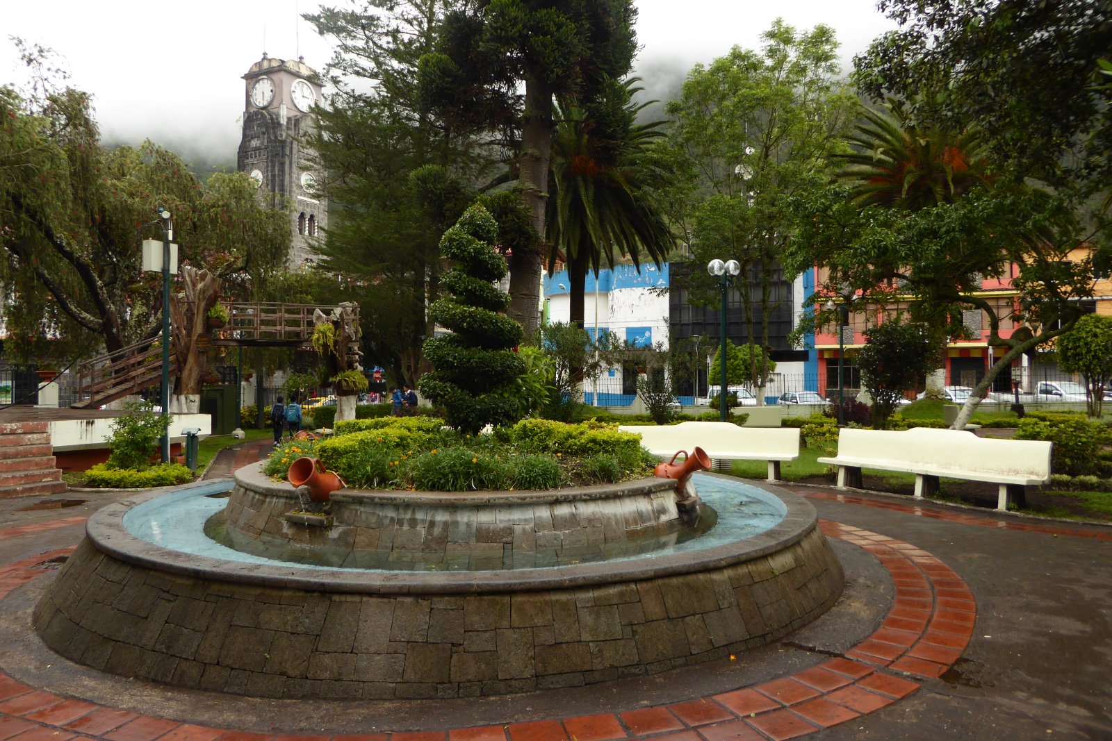 Die Route der Kaskaden in Ecuador - Baños de Agua Santa | Secret World Trip Planner
