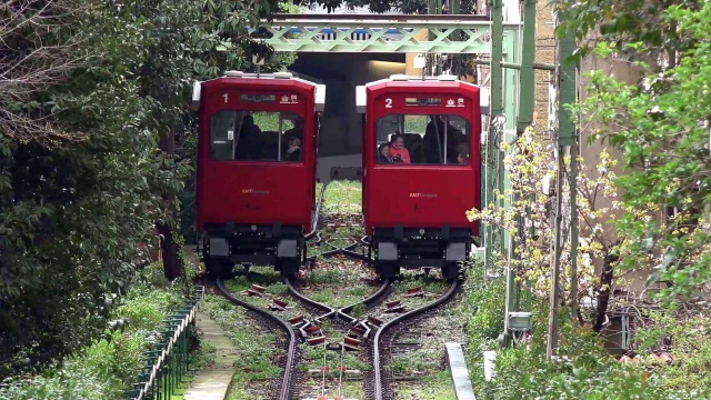 Standseilbahn Genua — Genova