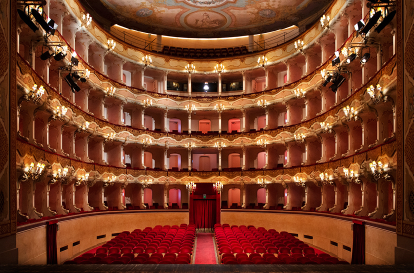 Das Verdi-Theater von Padua - Padova | Secret World Trip Planner