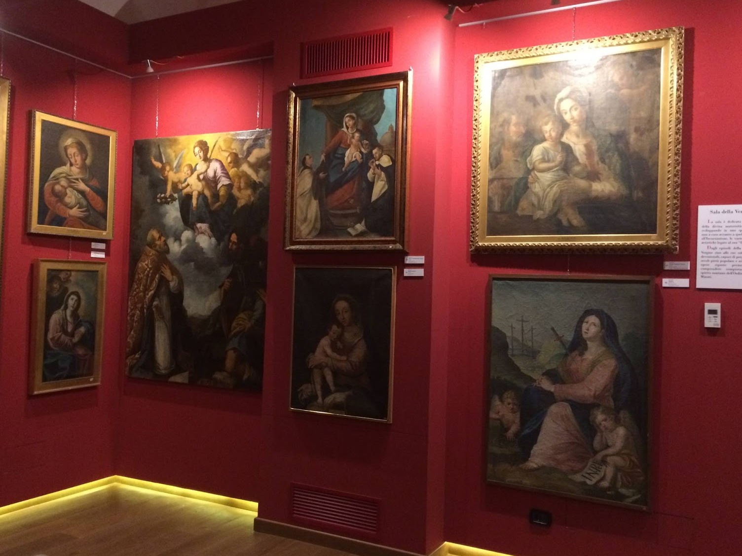 Die franziskanische Kunstgalerie Caracciolo — Lecce