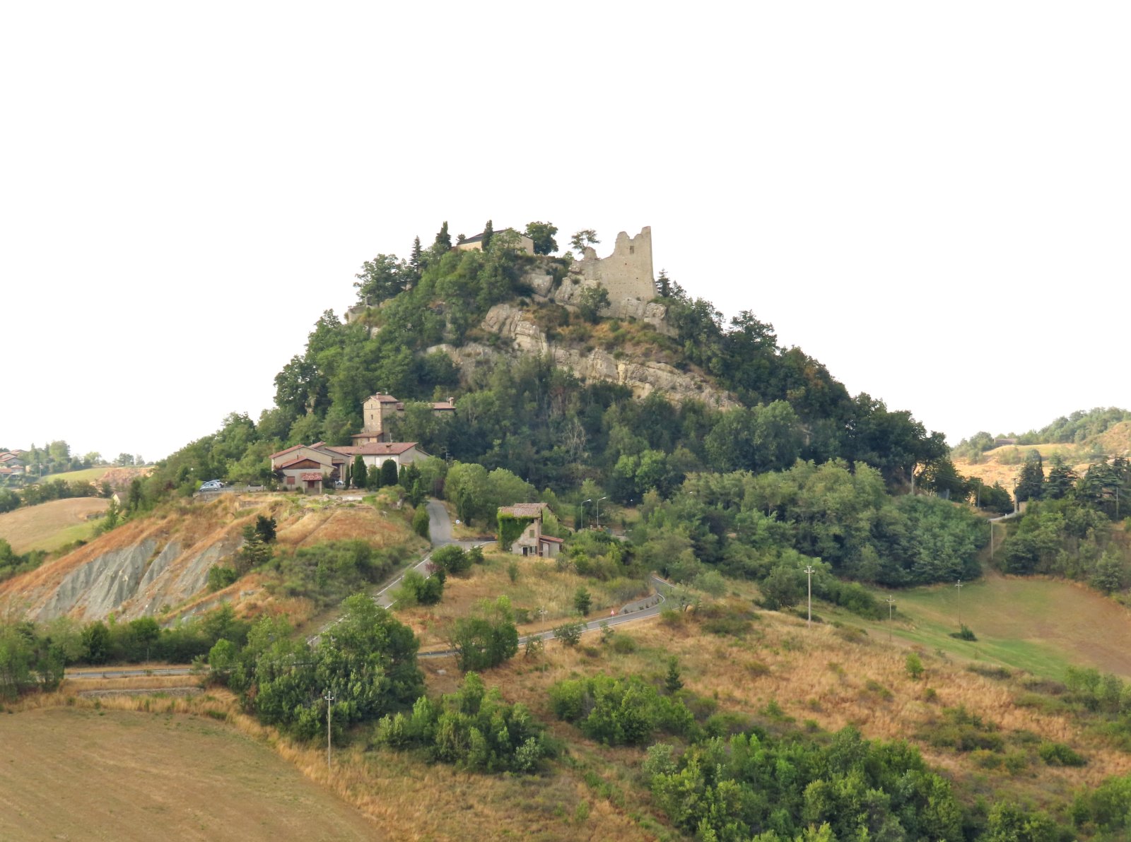 Canossa Lâu Đài - Canossa | Secret World Trip Planner