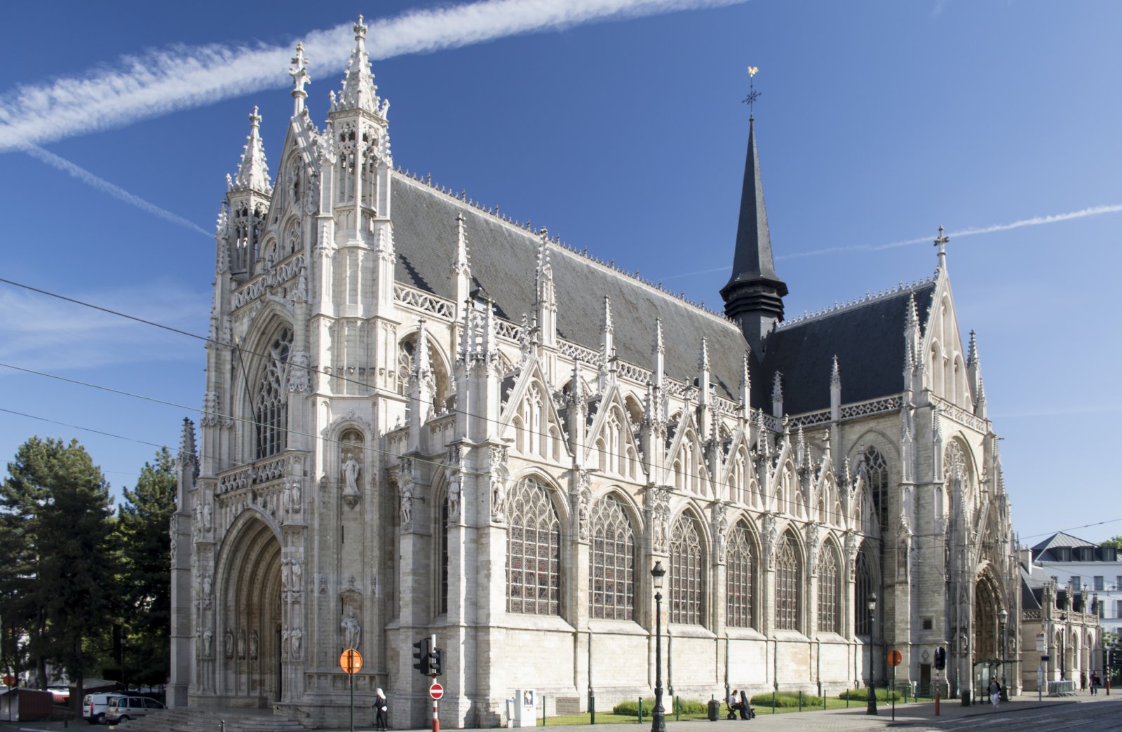 Notre-Dame du Sablon in Brussel - Brussel | Secret World Trip Planner