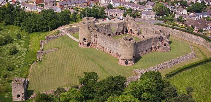 Das Schloss Rhuddlan — Castle St