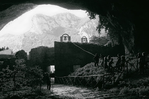 Höhle des Erzengels St. Michael, oder Höhle des Engels - Monte Raione | Secret World Trip Planner