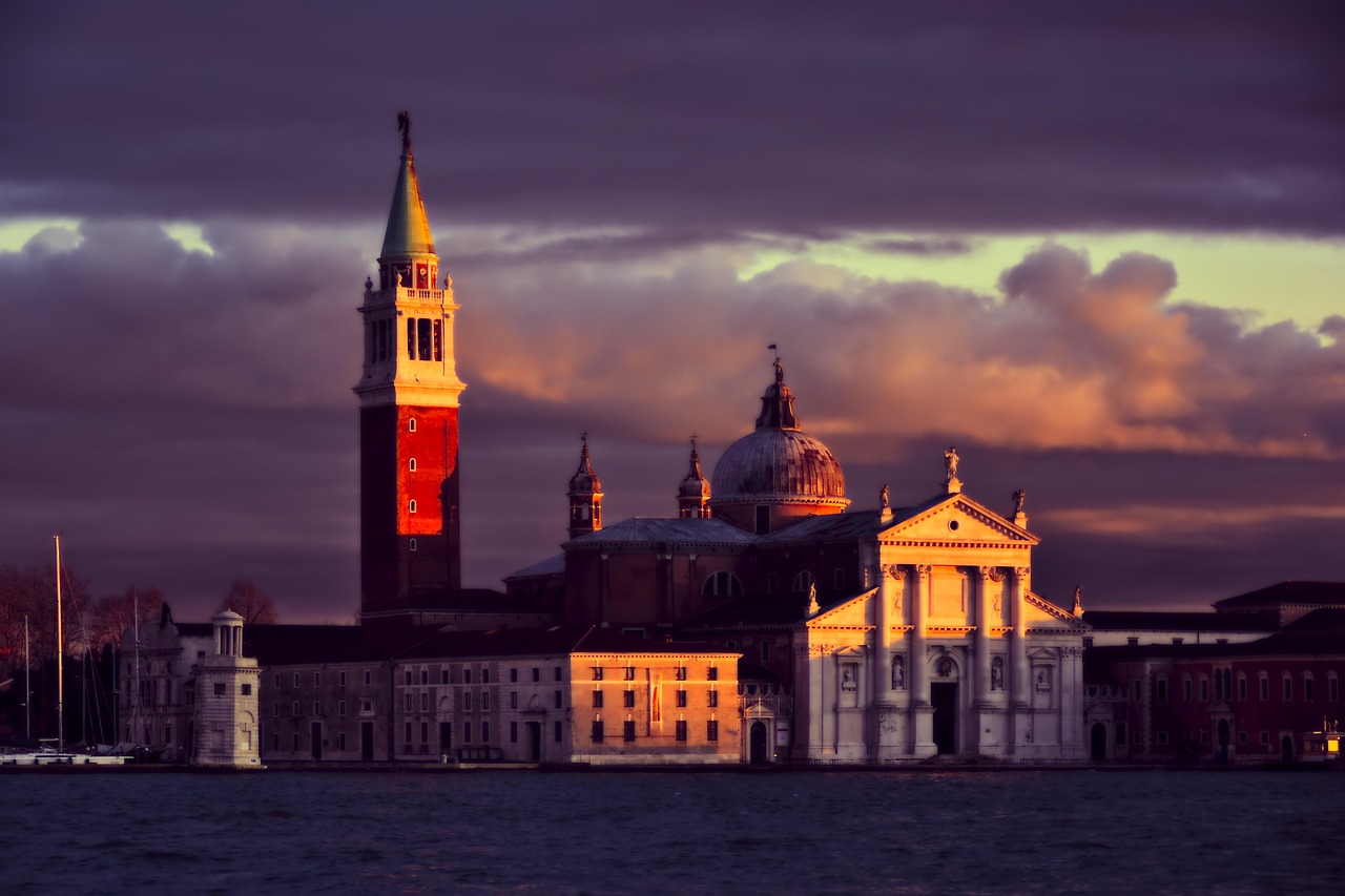 Venice | Giovanni Antonio da Pordenone - Venezia | Secret World Trip Planner