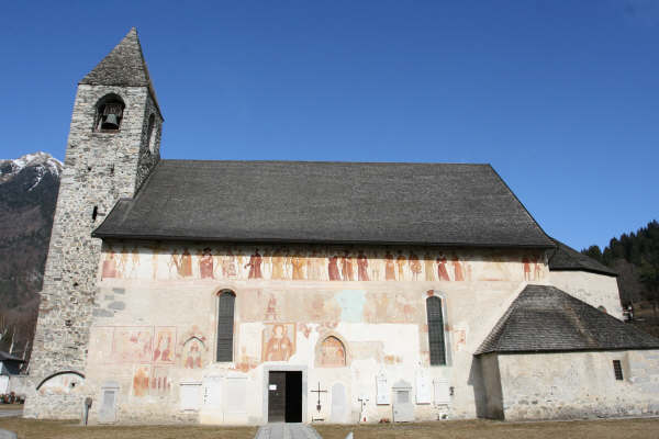 Kirche von San Vigilio - Pinzolo | Secret World Trip Planner