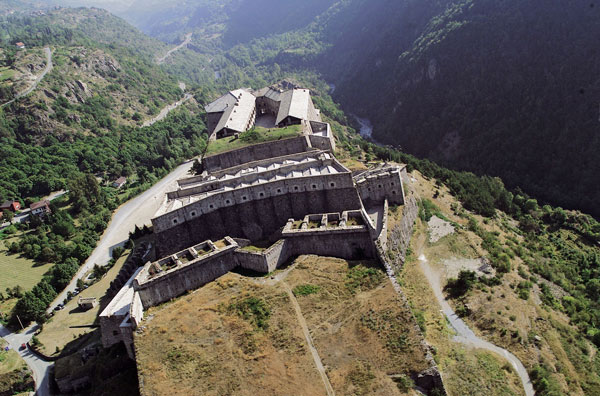 Festung von Exilles - Exilles | Secret World Trip Planner
