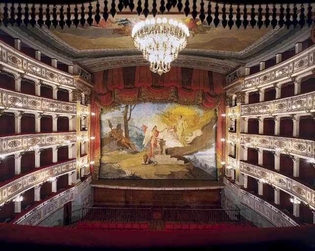 Eagle Theatre - Fermo | Secret World Trip Planner