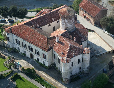 Castle of Rocca Grimalda - Rocca Grimalda | Secret World Trip Planner