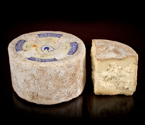 Castelmagno DOP: the king of Piedmontese cheeses - Monterosso Grana | Secret World Trip Planner
