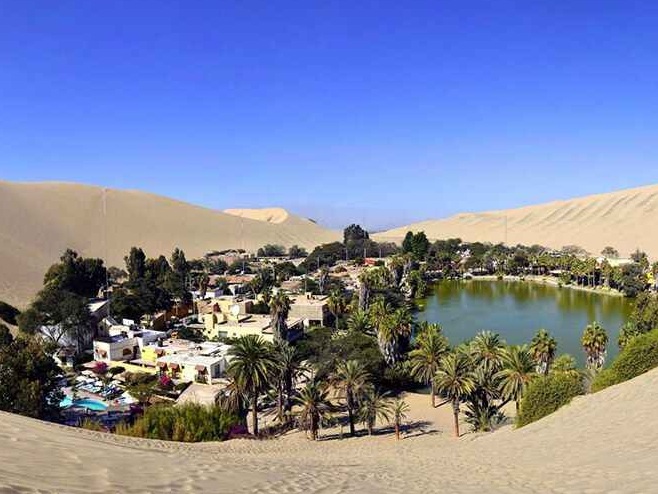 Hideaway in einer kleinen Oase umgeben von Dünen in Huacachina, Peru
Im Südwesten — Huacachina